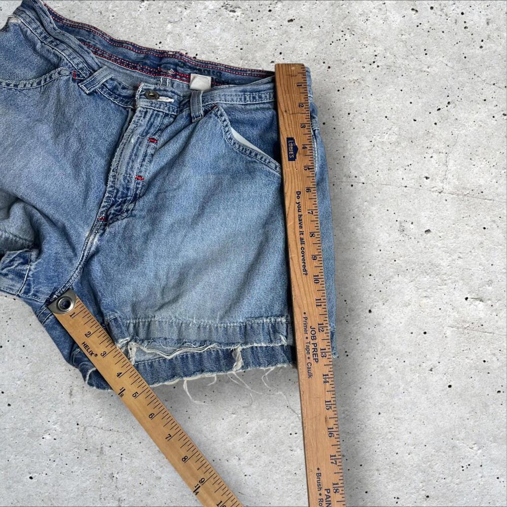 Old Navy Womens Denim Shorts Y2K 90's Pockets Raw Hem Blue Size 28 - Picture 7 of 8